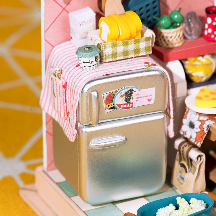 Robotime DIY Mini House Taste Life - Kitchen