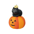 Decole Concombre Figurine - Halloween - Cat Relaxing With Pumpkin (Luminous)