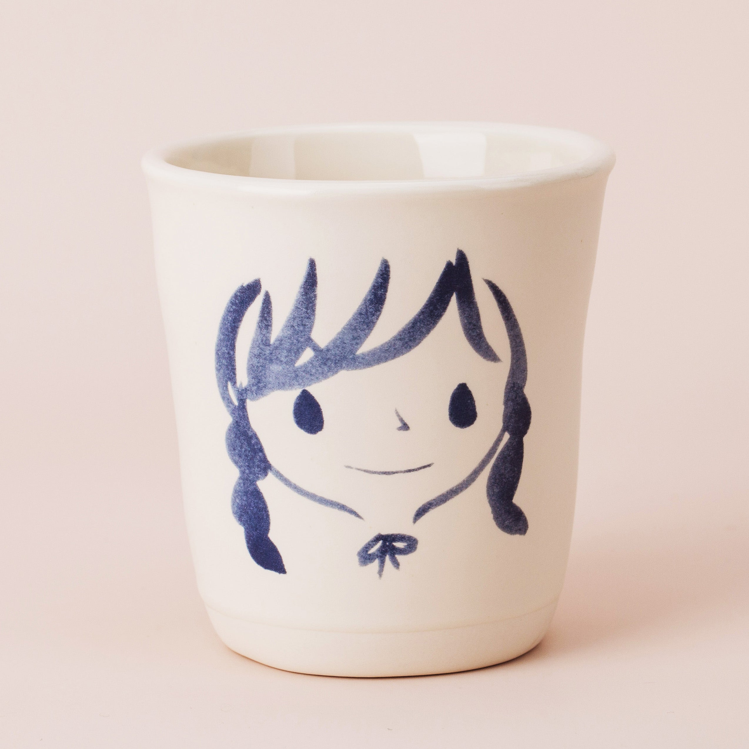 Brut Cake 100 Smiling Mugs Gemma 9.5cm