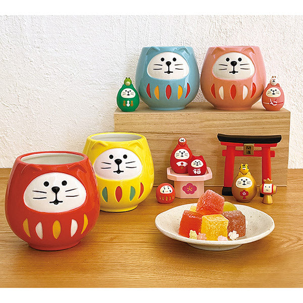 Decole Concombre Daruma Mug - Lucky Cat -Yellow