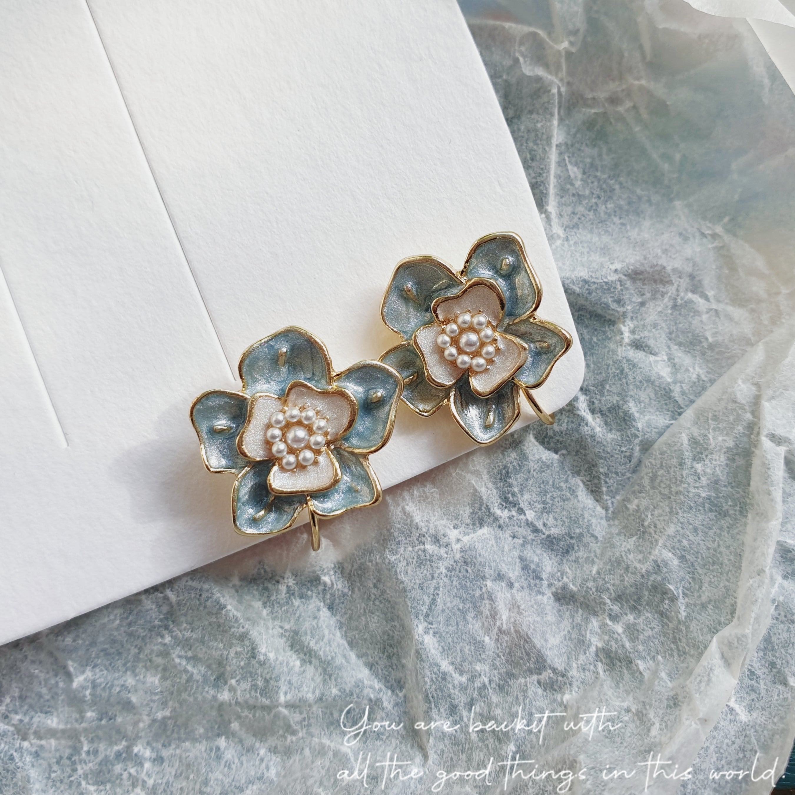 Luninana Clip-on Earrings -  Vintage Blue Flower Earrings LL008