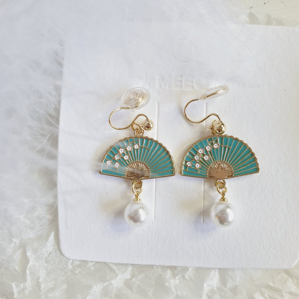 Luninana Clip-on Earrings -  Oriental Blossom Fan Earrings LL023